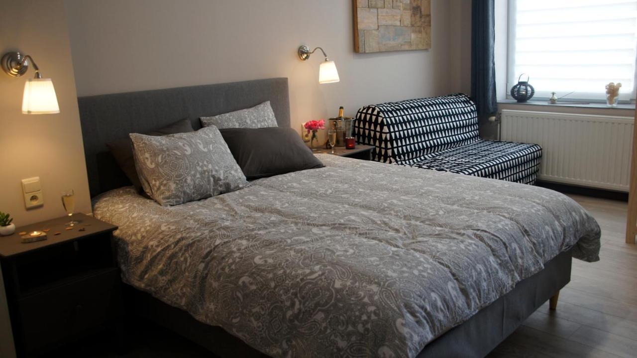 Ferienwohnung Les Petits Nids De Nina 2 Fosses-La-Ville Exterior foto